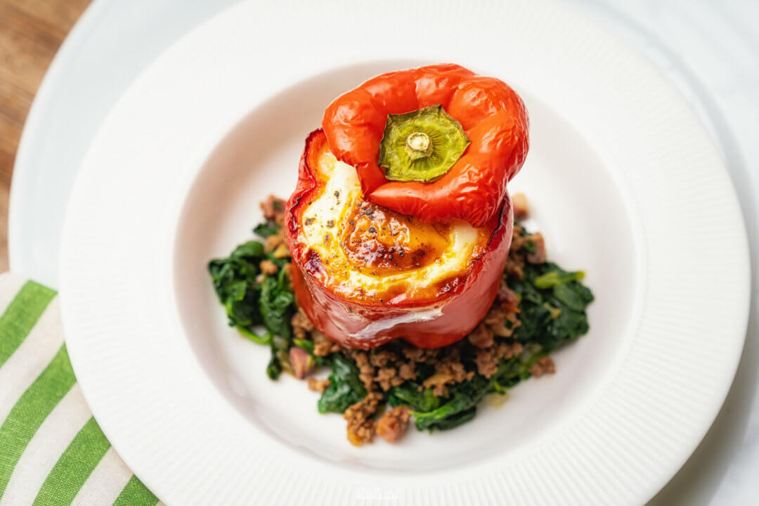 Gefüllte Paprika mit Spinat und Ei Kitchwitch